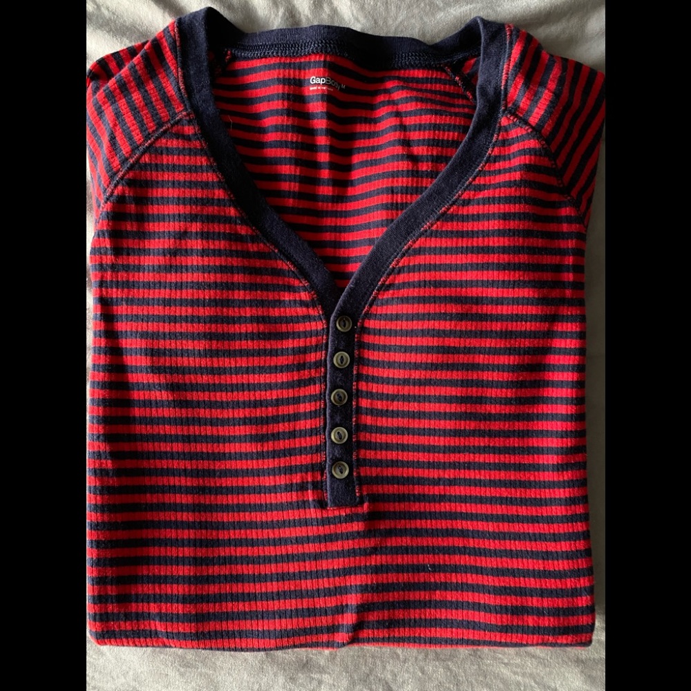 Ladies V-neck Henley top from Gap Body